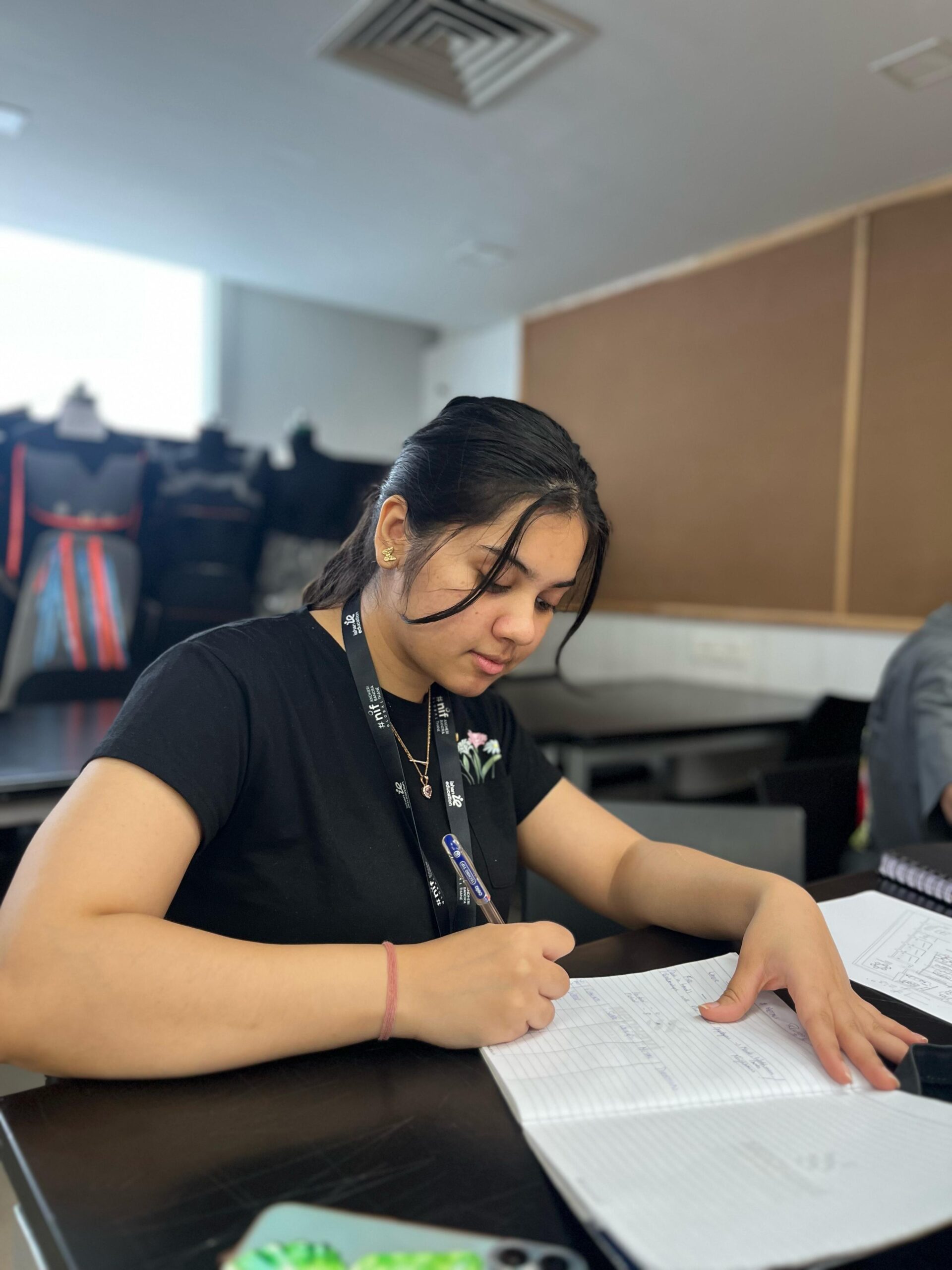 Student attending design courses in Mumbai at NIF Global Mumbai design institute classroom training