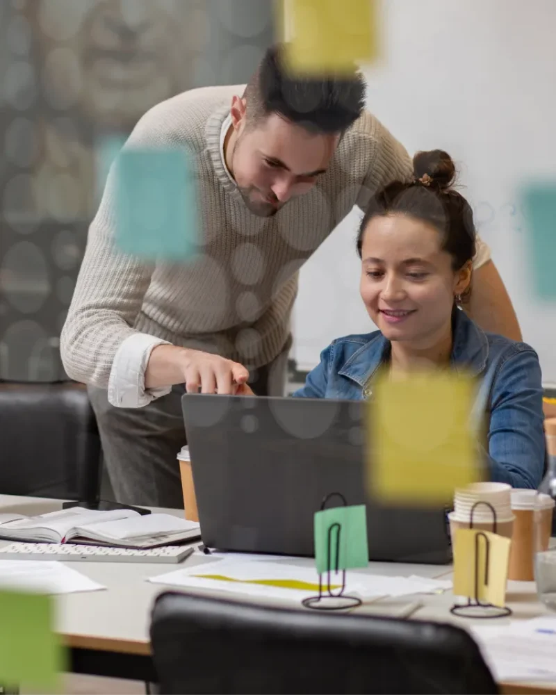 modern-equipped-computer-lab 1